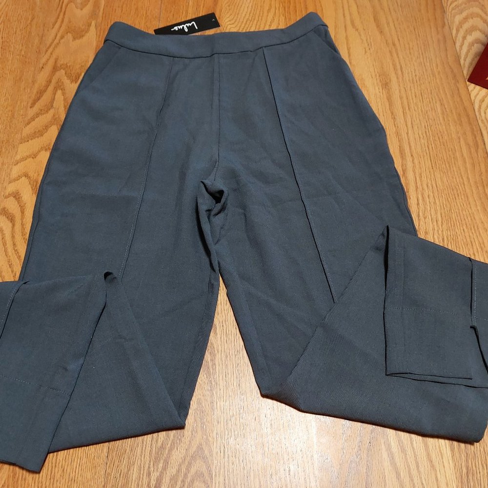 New Lulus gray ladies pants  Size Small